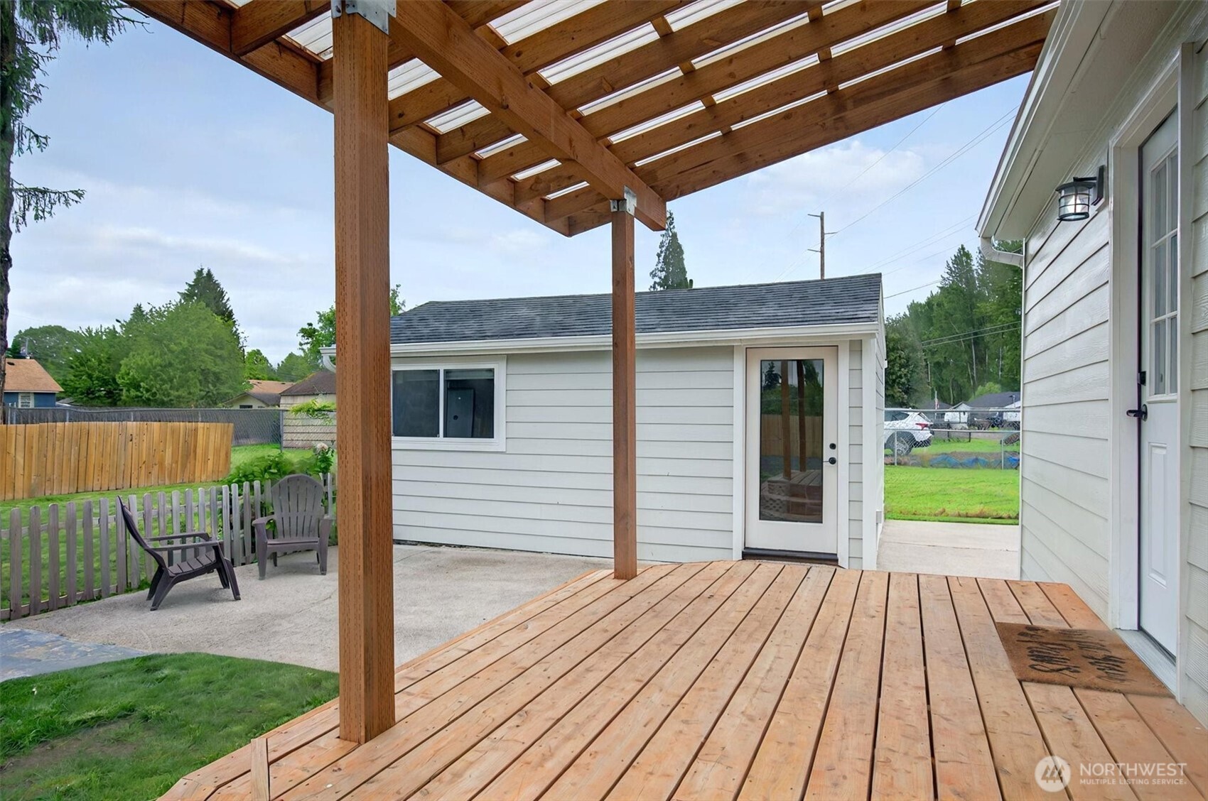 3330 Olive Way Longview, WA 98632 - Photo 15 of 32