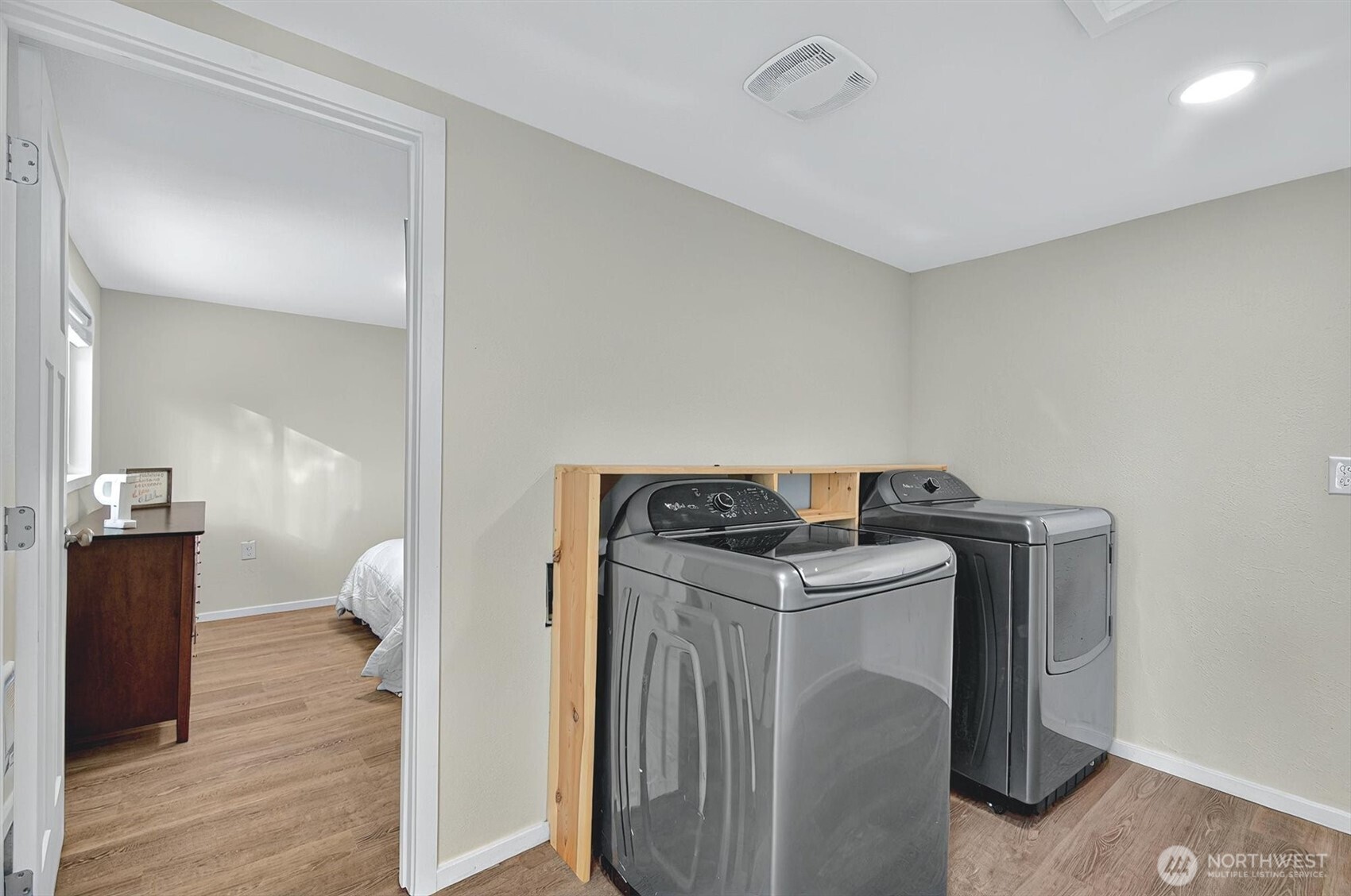 3330 Olive Way Longview, WA 98632 - Photo 16 of 32