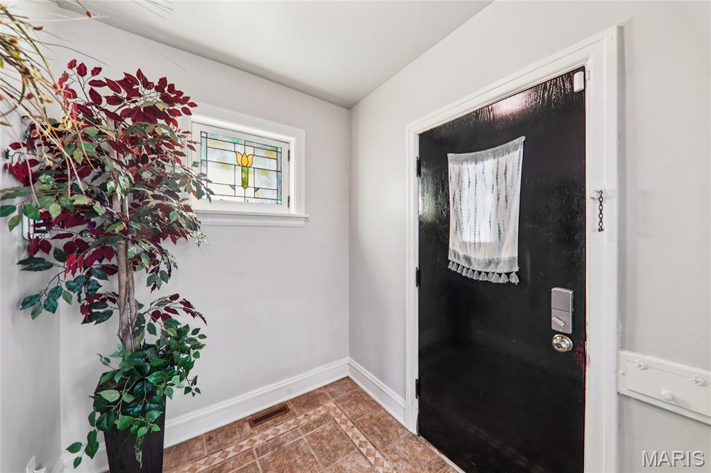 5505 Milentz Avenue St. Louis, MO 63109 - Photo 4 of 45