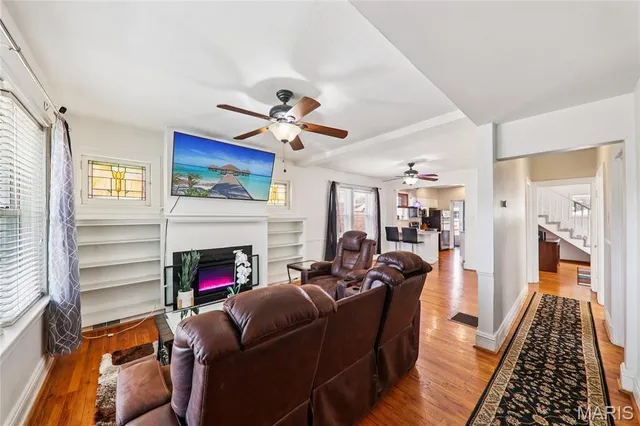 $369,900 | 5505 Milentz Avenue, St. Louis, MO 63109