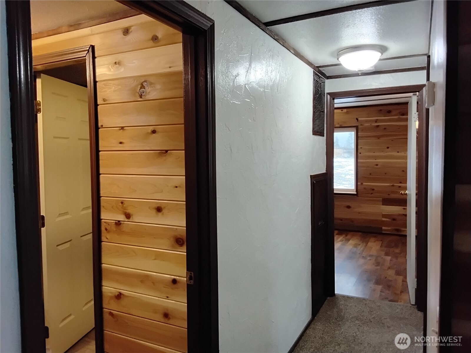 20 Round Up Road Oroville, WA 98844 - Photo 25 of 39 a view of a hallway