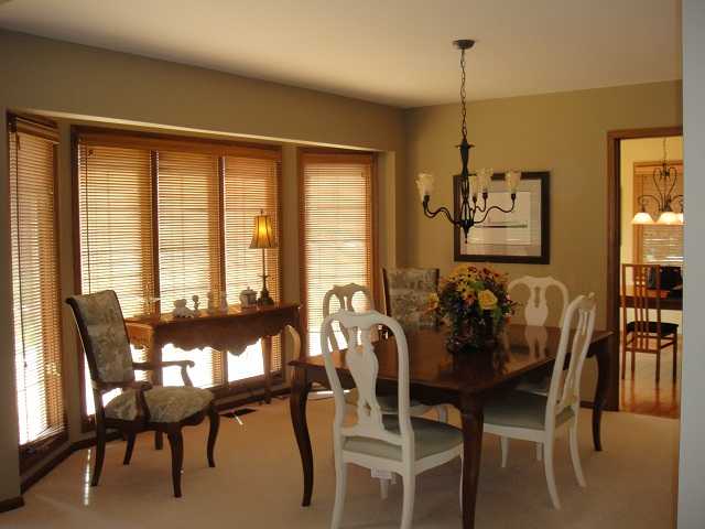 775 Box Canyon Court Rochester, MI 48309 - Photo 12 of 16 31054683-11.JPG
