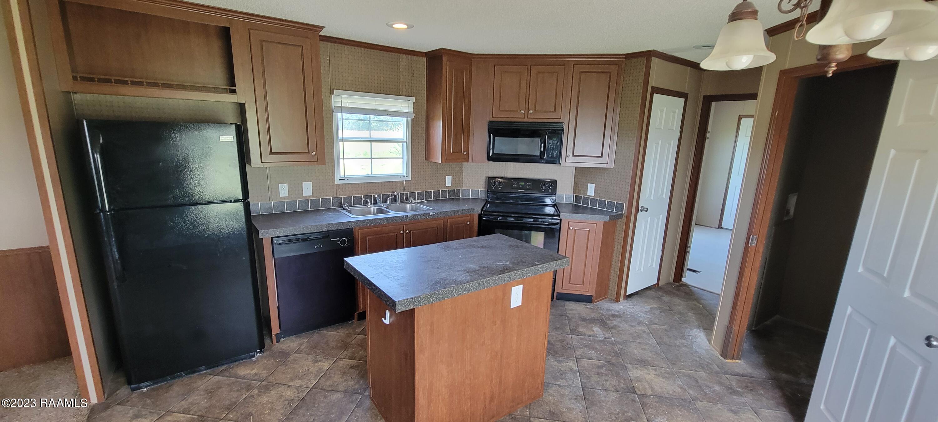 186 Martin Church Point Church Point, LA 70525 - Photo 3 of 10 20230416_154705