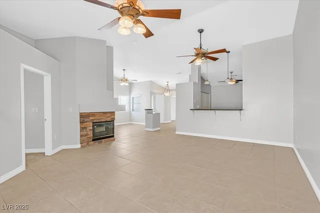 $1,795 | 100 Painted Valley Street, Henderson, NV 89074