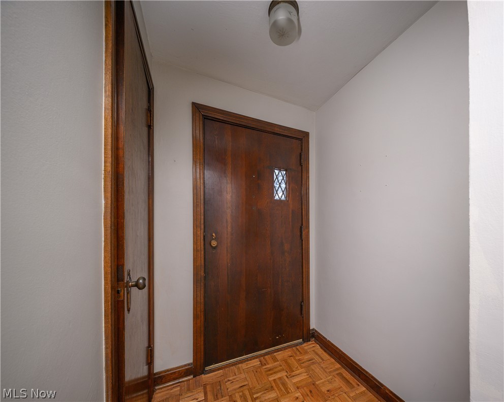 179 Everhard Road Southwest Canton, OH 44720 - Photo 15 of 29 Gallery Image 15