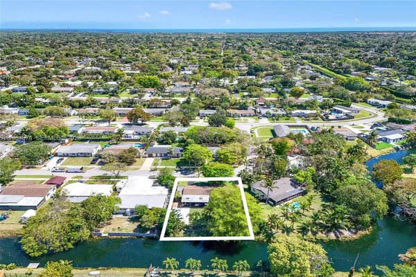 $729,000 | 18044 Southwest 89th Place, Palmetto Bay, FL 33157