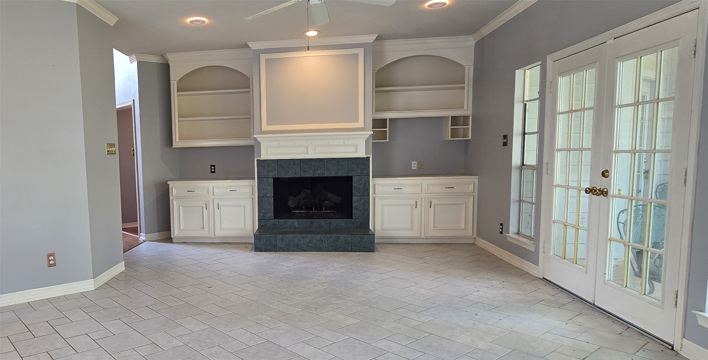 6614 Ambercrest Drive Spring, TX 77389 - Photo 7 of 27 Gallery Image 7