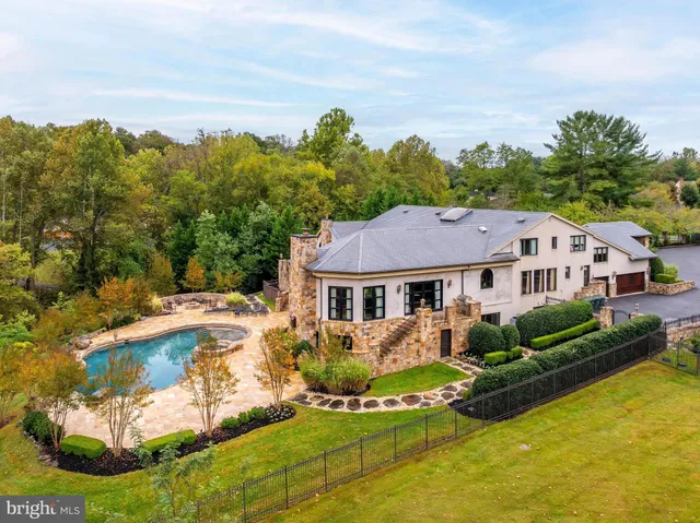 $3,995,000 | 2 Piney Meetinghouse Court, Potomac, MD 20854
