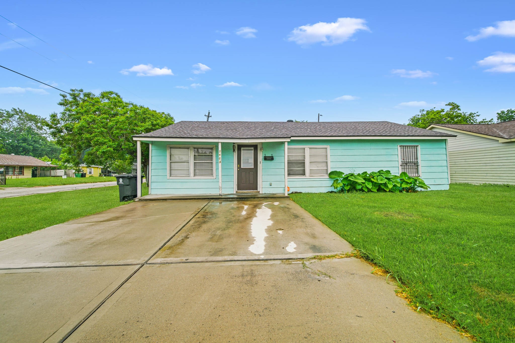 5003 Ridgeway Drive Houston, TX 77033 - Photo 1 of 25