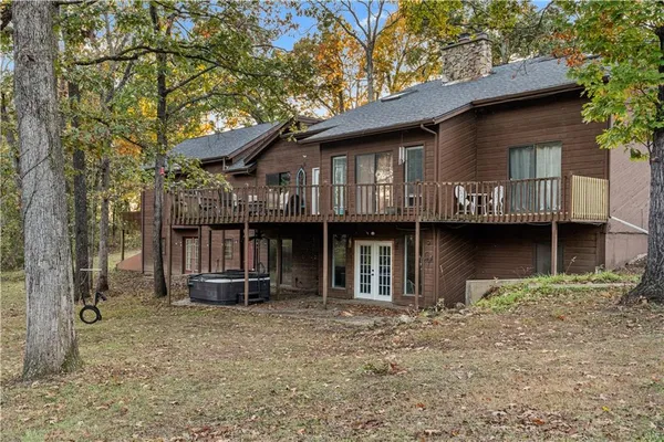$815,000 | 23529 East Overland Road, Nevada, MO 64772