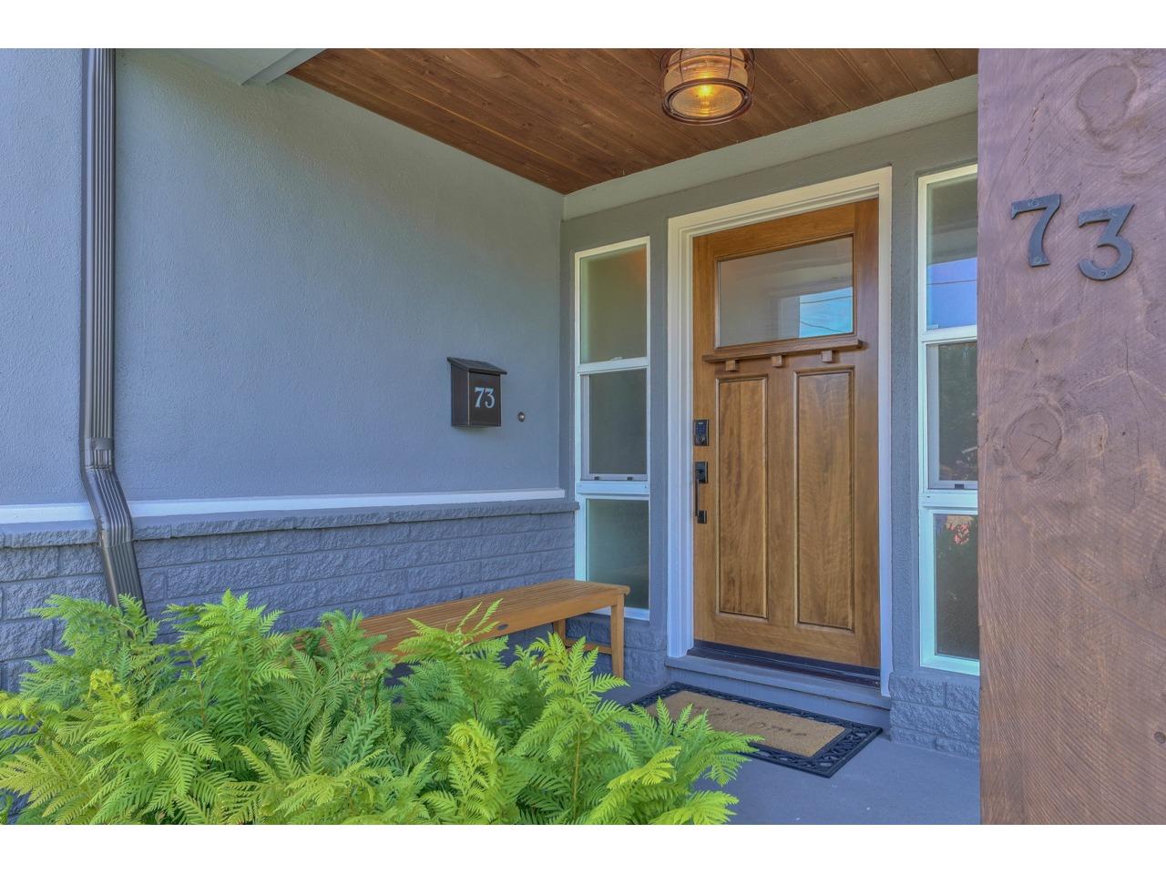 73 Melway Circle Monterey, CA 93940 - Photo 4 of 46