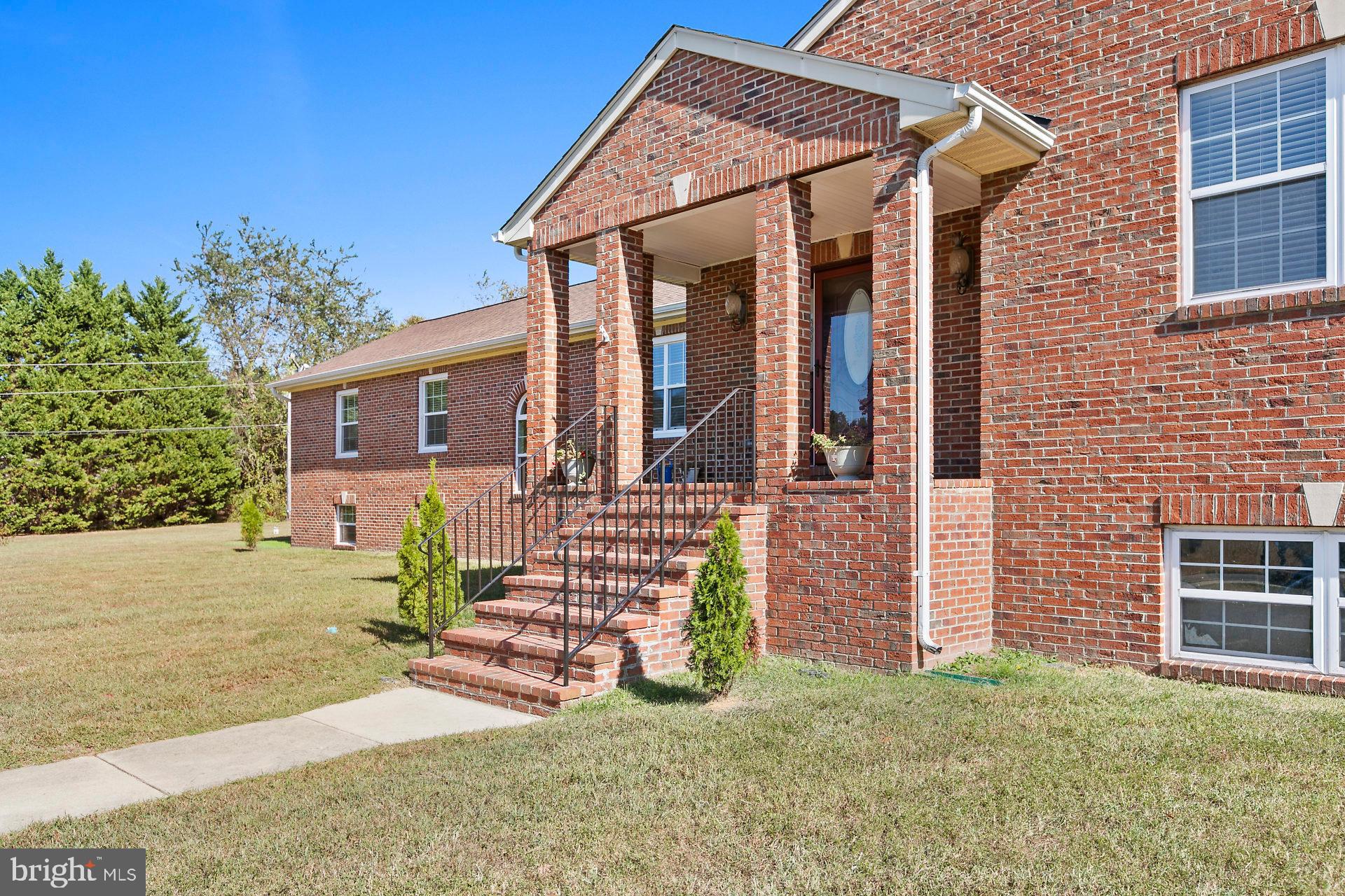 6085 Huntingtown Road Huntingtown, MD 20639 - Photo 4 of 36