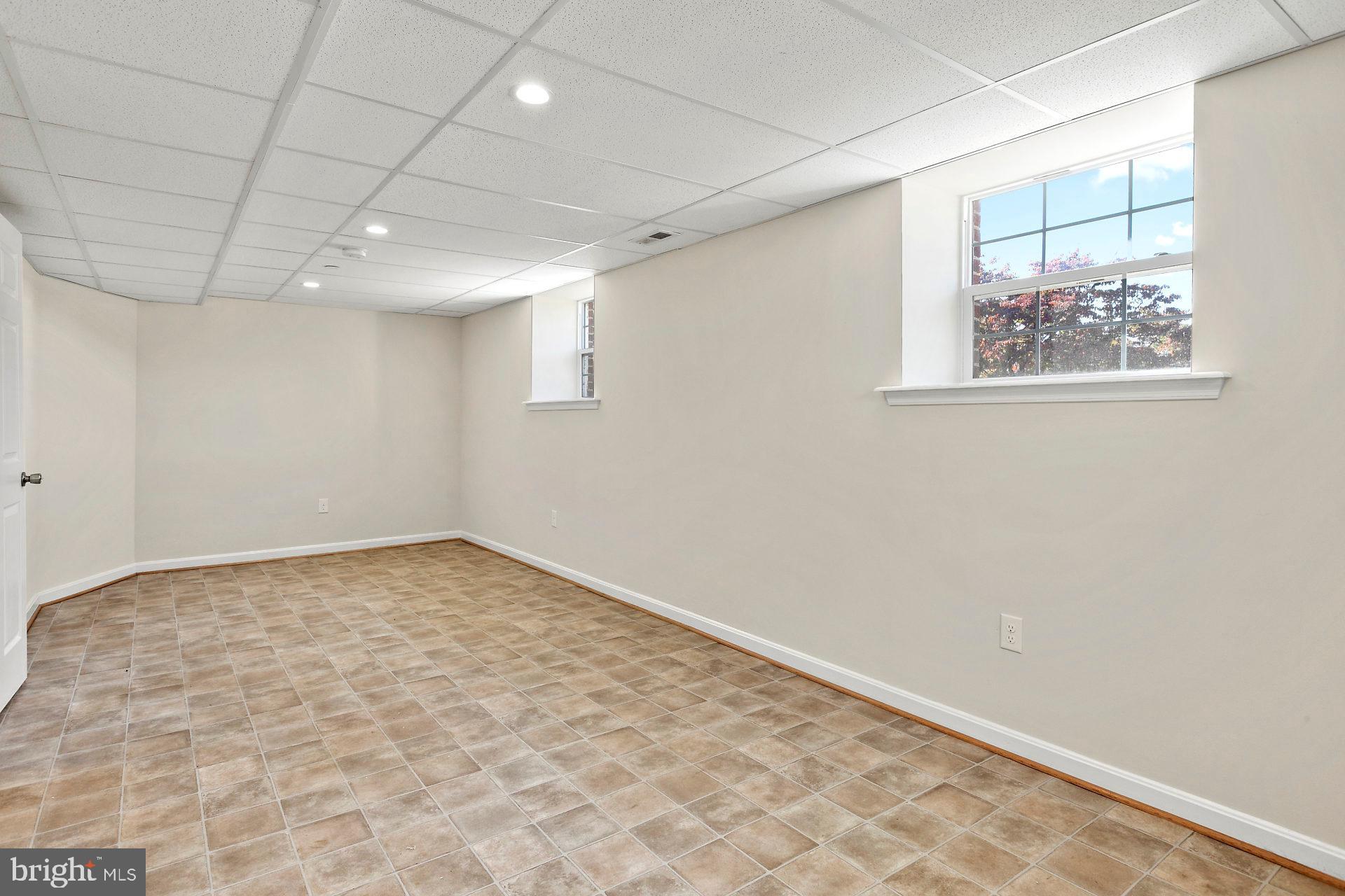 6085 Huntingtown Road Huntingtown, MD 20639 - Photo 31 of 36