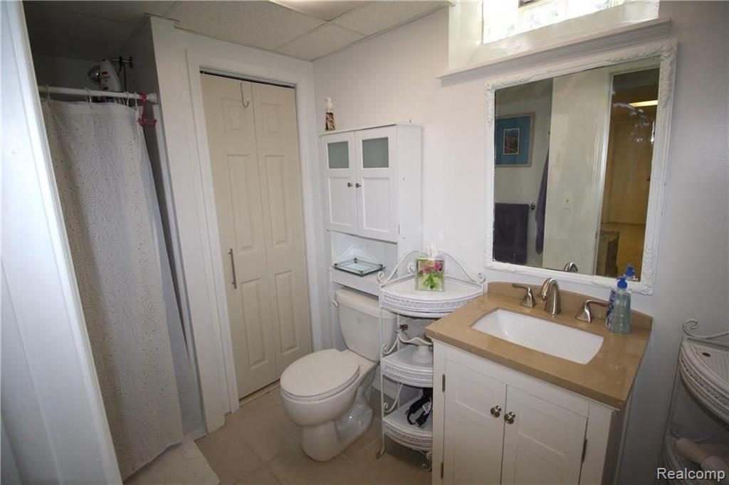 1779 Christian Hill Rochester, MI 48309 - Photo 25 of 25 Gallery Image 25