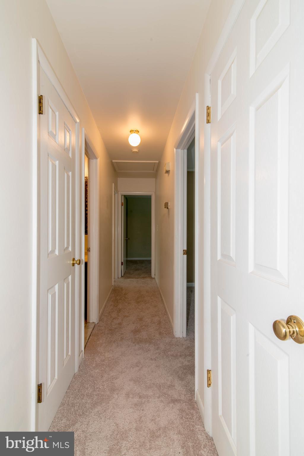 477 Streaker Road Sykesville, MD 21784 - Photo 21 of 48 Hallway