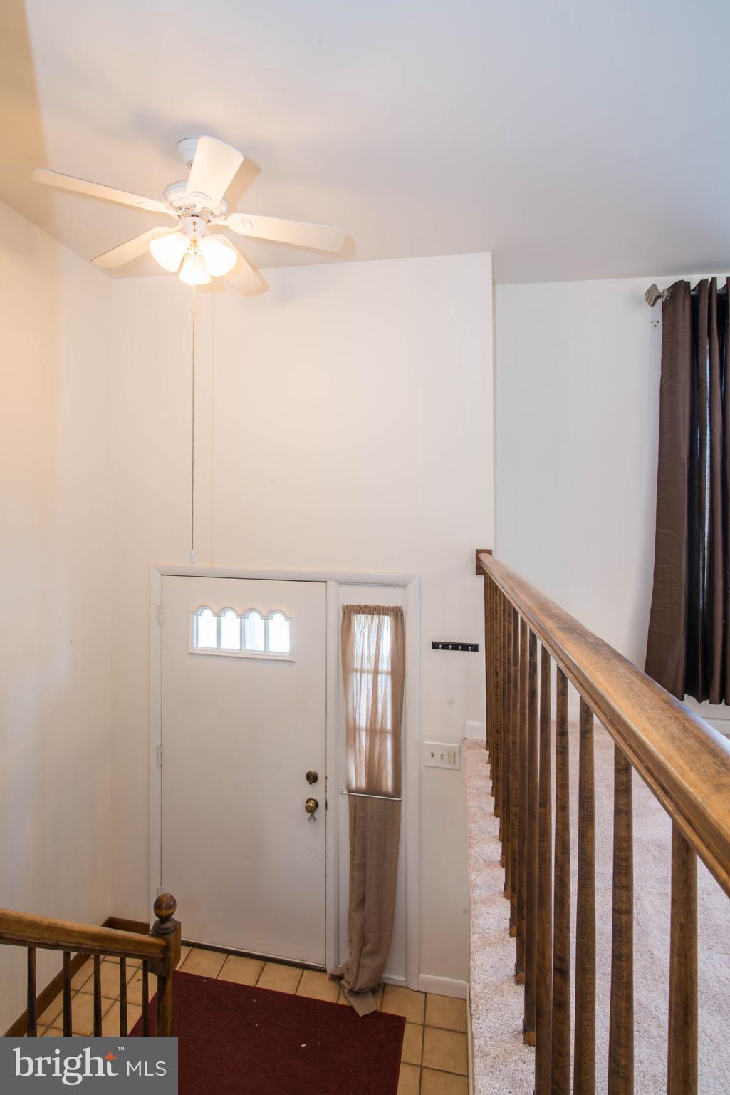 477 Streaker Road Sykesville, MD 21784 - Photo 7 of 48 Foyer