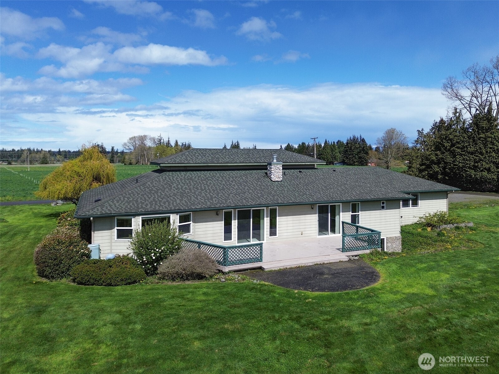 602 McComb Road Sequim, WA 98382 - Photo 3 of 40 Gallery Image 3