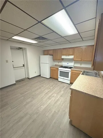 $795 | 1120 East Swissvale Avenue, Unit FIRST, Pittsburgh, PA 15221