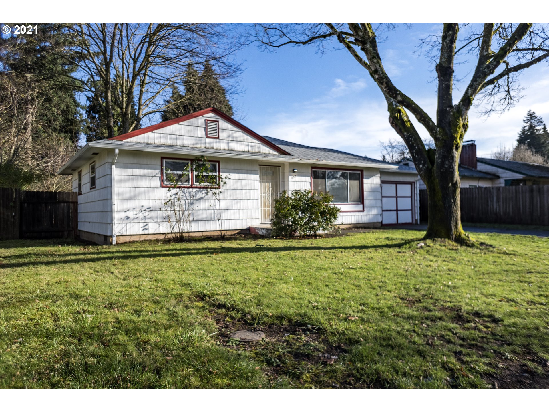 857 Archie Street Eugene, OR 97402 - Photo 3 of 19 Gallery Image 3