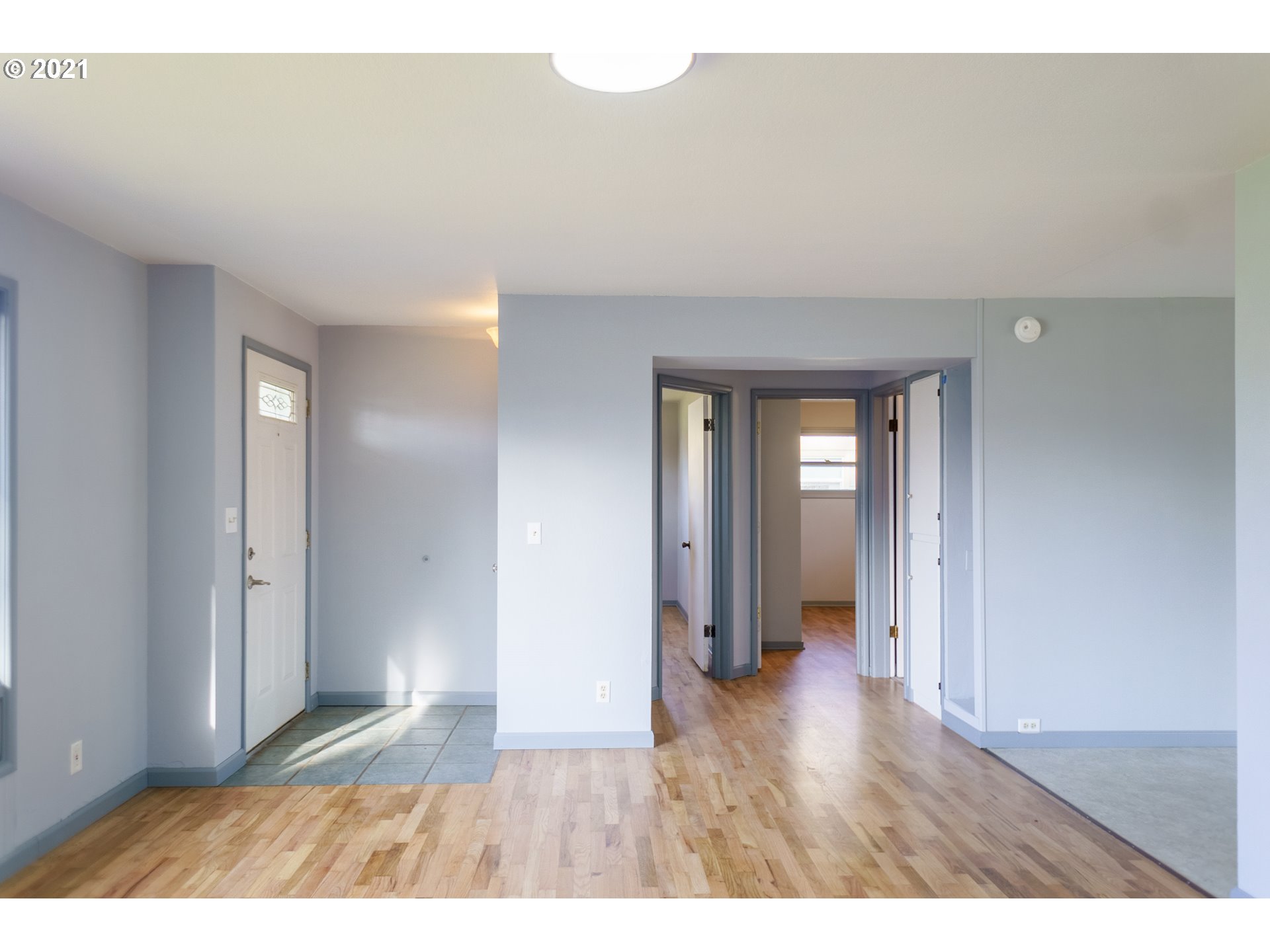 857 Archie Street Eugene, OR 97402 - Photo 4 of 19 Gallery Image 4