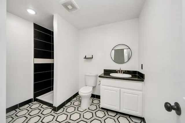 $287,500 | 2884 County Road 5018, Cleveland, TX 77327