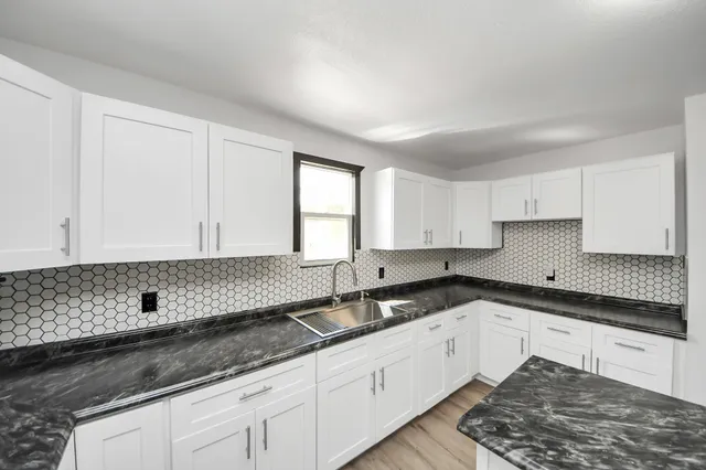 $287,500 | 2884 County Road 5018, Cleveland, TX 77327