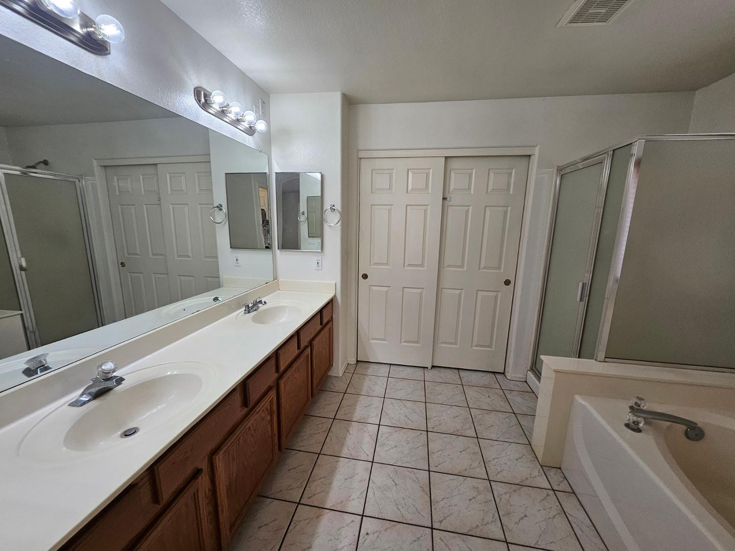 2193 East Brooks Street Gilbert, AZ 85296 - Photo 11 of 19 Photo #11