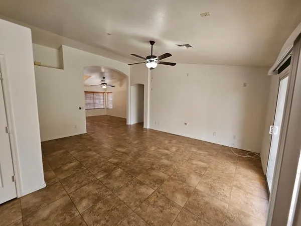 $2,395 | 2193 East Brooks Street, Gilbert, AZ 85296