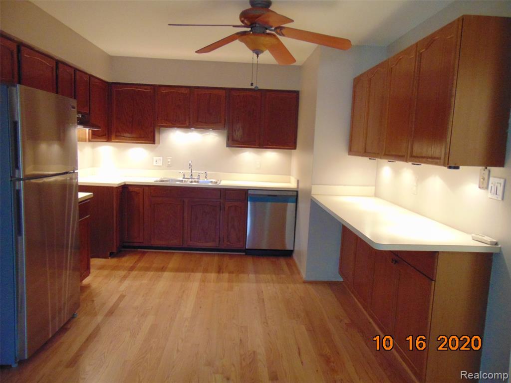 1127 Derby Road, Unit 7 Birmingham, MI 48009 - Photo 7 of 15