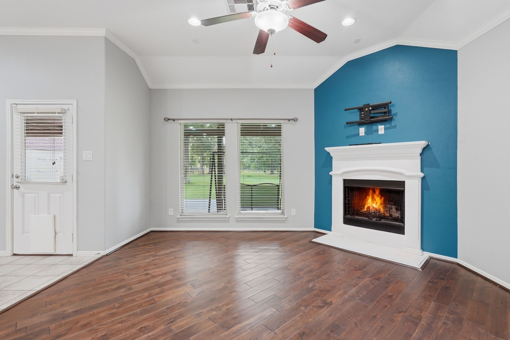 9217 Silver Back Trail Conroe, TX 77303 - Photo 12 of 50