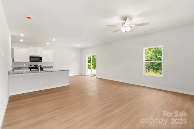 $308,900 | 1544 Doran Terrace, Richburg, SC 29729