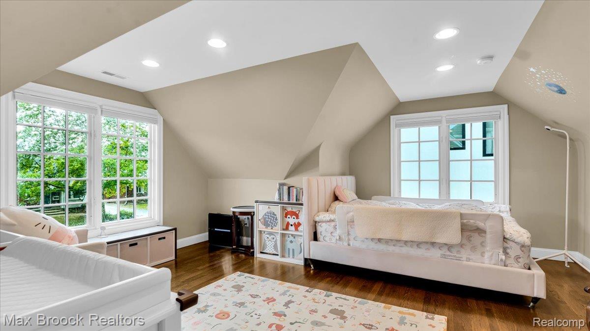 2253 Pembroke Road Birmingham, MI 48009 - Photo 26 of 56 Hardwood flooring with recessed lighting