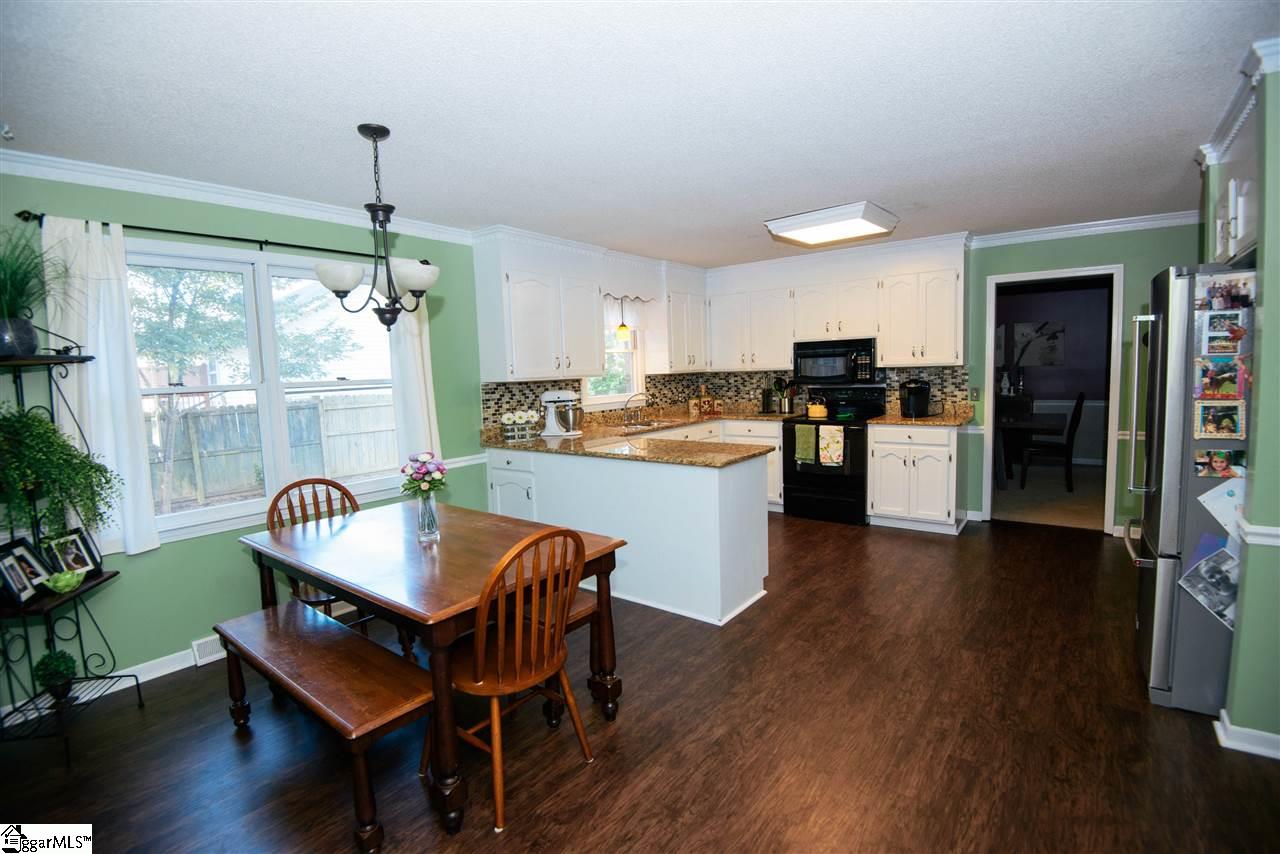 100 Devenger Pointe Greer, SC 29650 - Photo 16 of 32 Gallery Image 16