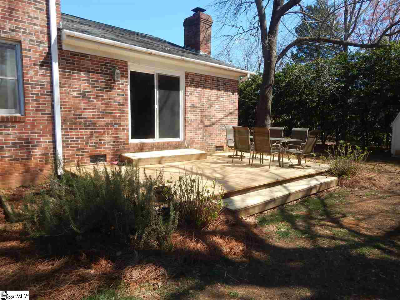 100 Devenger Pointe Greer, SC 29650 - Photo 8 of 32 Gallery Image 8