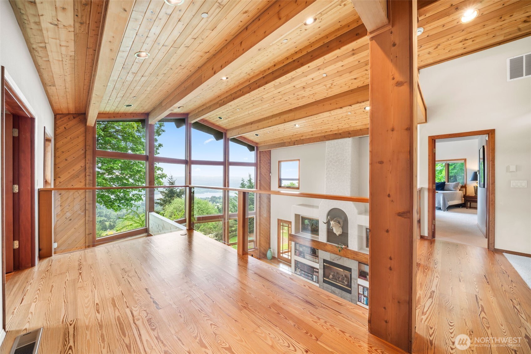813 Varsity Road Kalama, WA 98625 - Photo 19 of 40 a view of an entryway with wooden floor and door