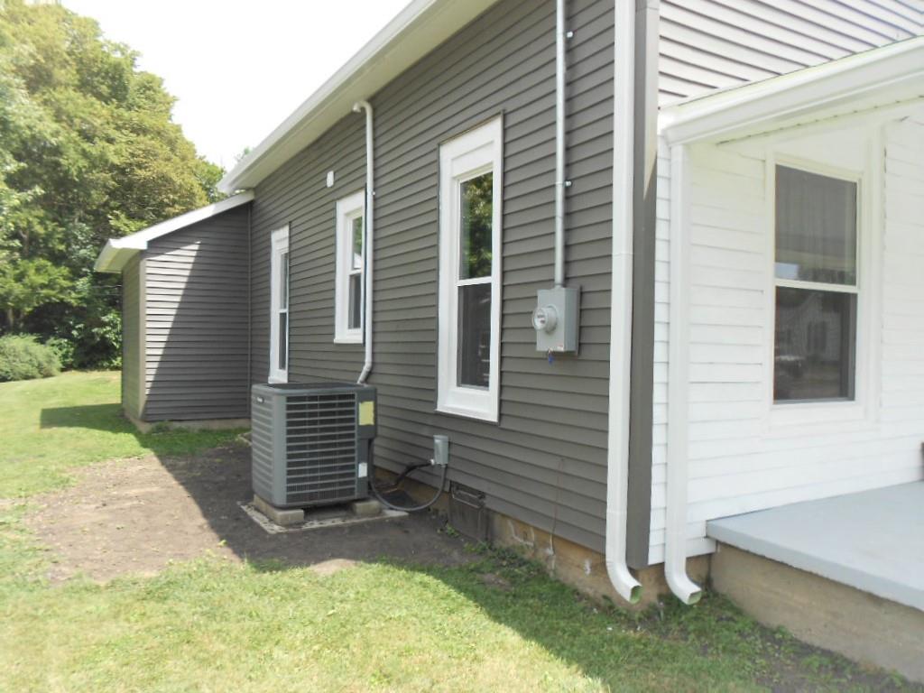 612 Spring Street New Castle, IN 47362 - Photo 3 of 25 Gallery Image 3