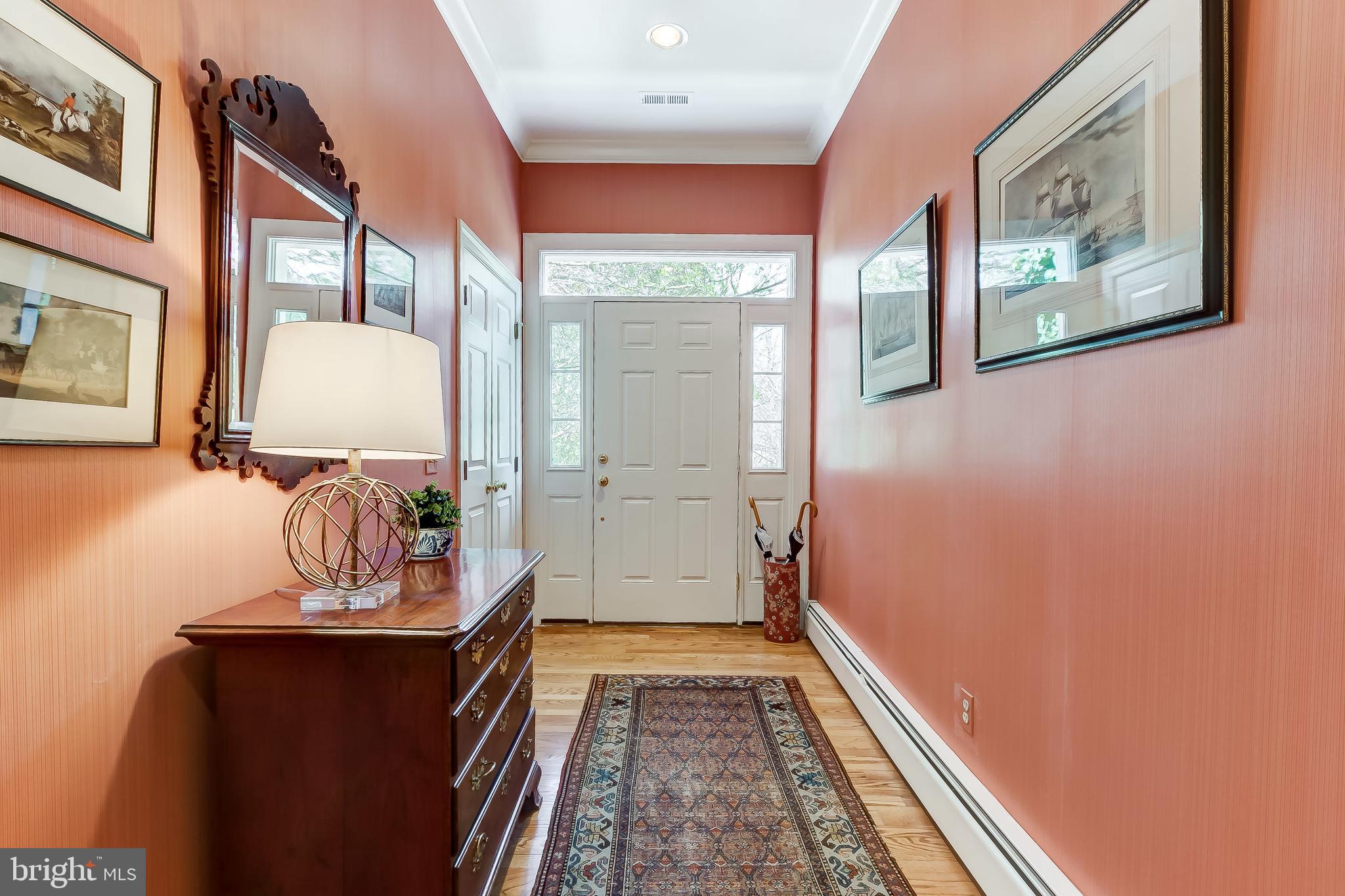 1721 Circle Road Baltimore, MD 21204 - Photo 3 of 32 Foyer