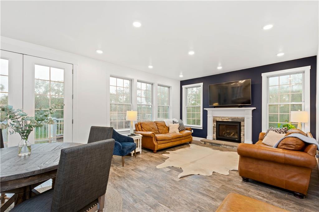 1147 Mohawk Road McDonald, PA 15057 - Photo 3 of 25 Gallery Image 3