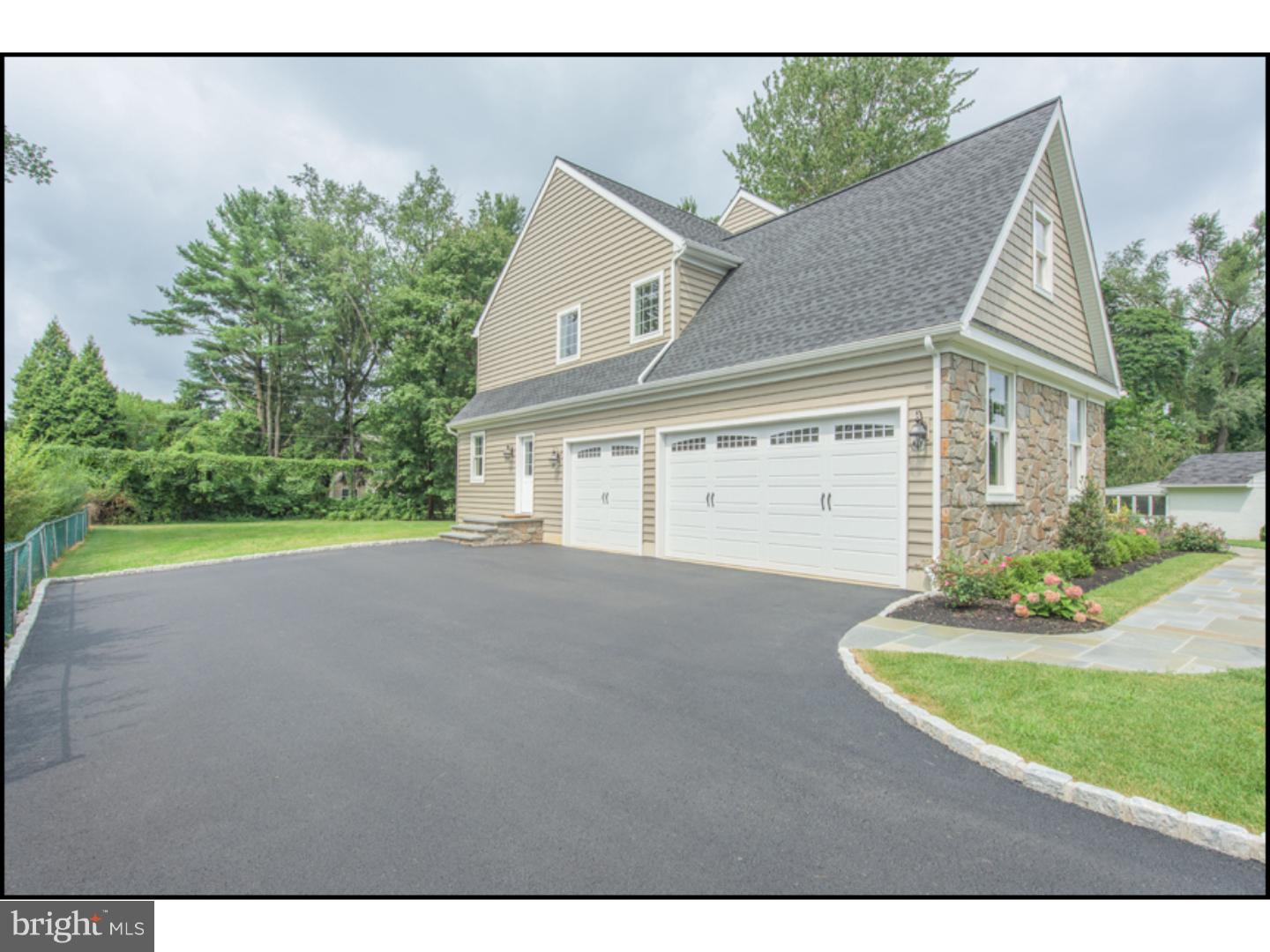 12 Fairway Road Paoli, PA 19301 - Photo 2 of 24 Gallery Image 2