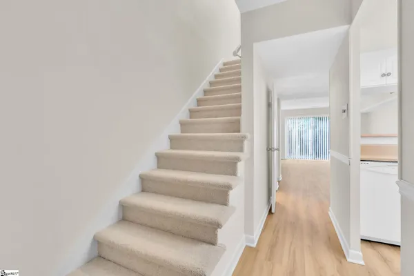 $134,500 | 2530 East North Street, Unit 11B, Greenville, SC 29615