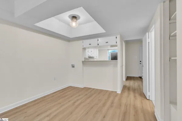 $134,500 | 2530 East North Street, Unit 11B, Greenville, SC 29615