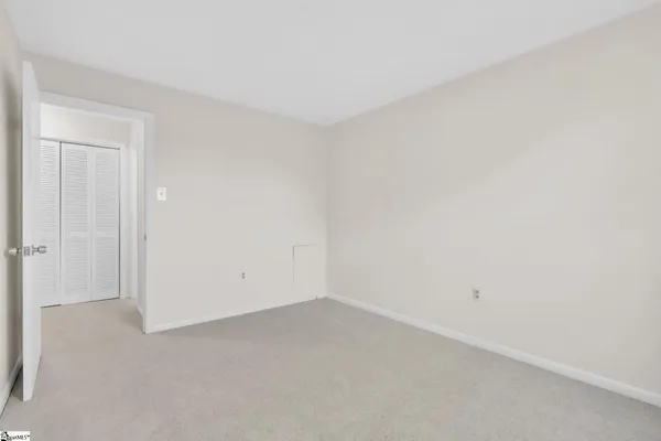 $134,500 | 2530 East North Street, Unit 11B, Greenville, SC 29615