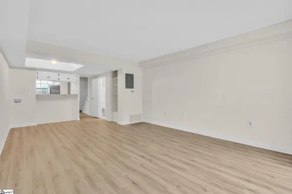 $134,500 | 2530 East North Street, Unit 11B, Greenville, SC 29615