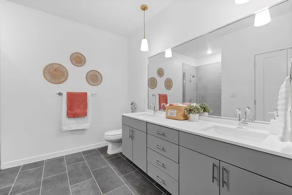 $300,000 | 4801 Springdale Road, Unit 2010, Austin, TX 78723