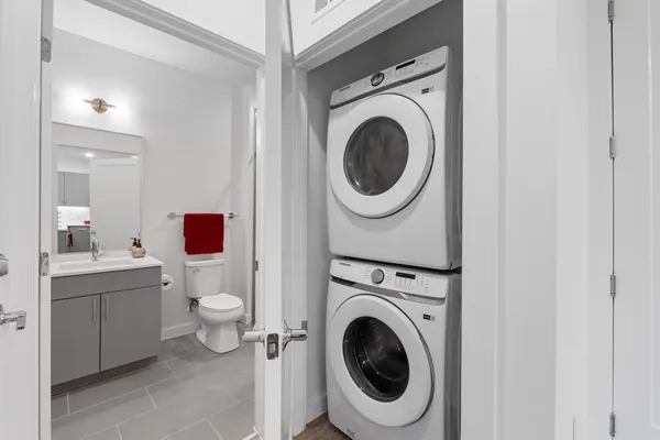 $300,000 | 4801 Springdale Road, Unit 2010, Austin, TX 78723