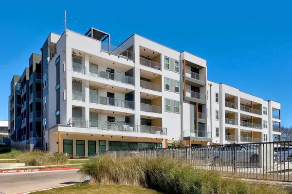 $300,000 | 4801 Springdale Road, Unit 2010, Austin, TX 78723