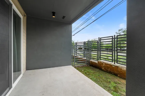$300,000 | 4801 Springdale Road, Unit 2010, Austin, TX 78723