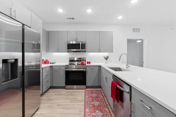 $300,000 | 4801 Springdale Road, Unit 2010, Austin, TX 78723