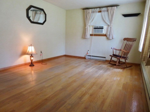 580 New Ludlow Road Chicopee, MA 01020 - Photo 14 of 36 Gallery Image 14