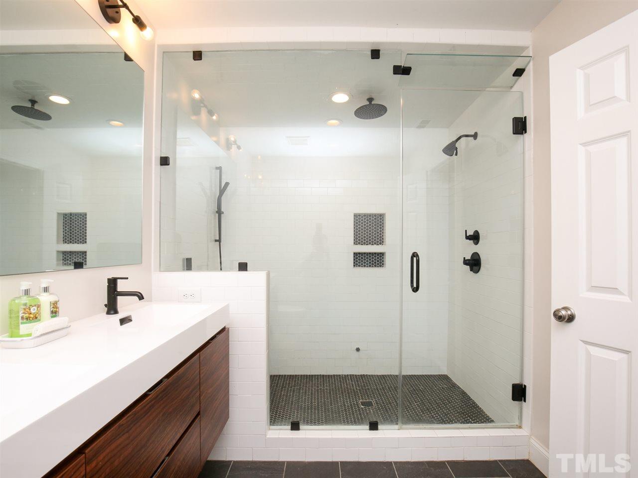 5608 Laniel Court Raleigh, NC 27612 - Photo 17 of 30